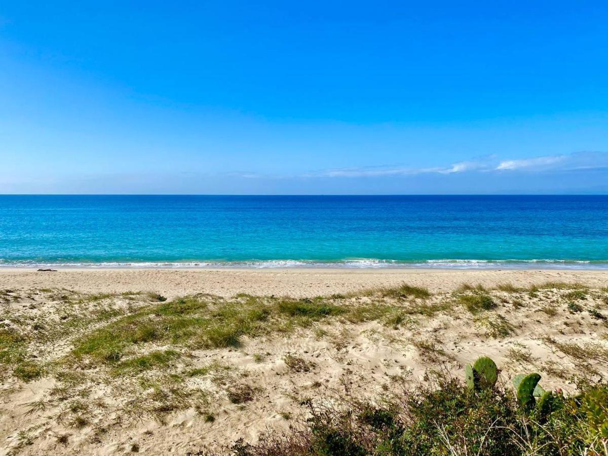 Beachfront House Geremeas Sardegna Apartment Екстериор снимка