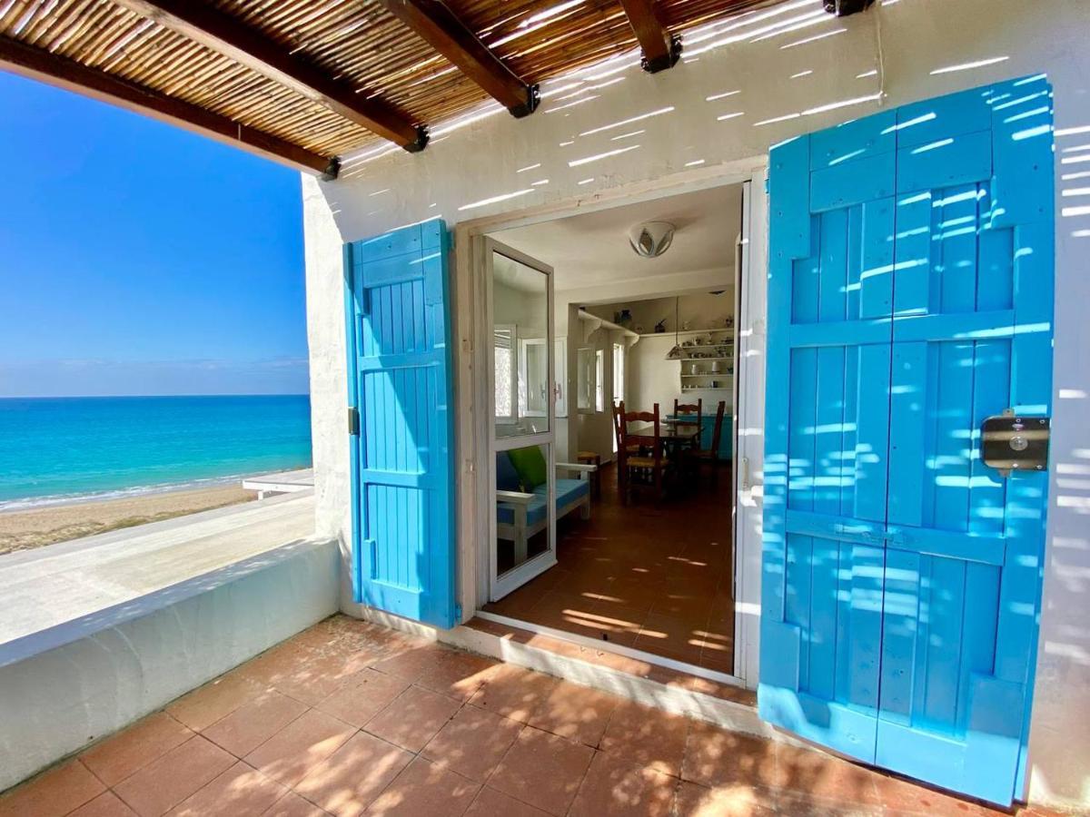 Beachfront House Geremeas Sardegna Apartment Екстериор снимка