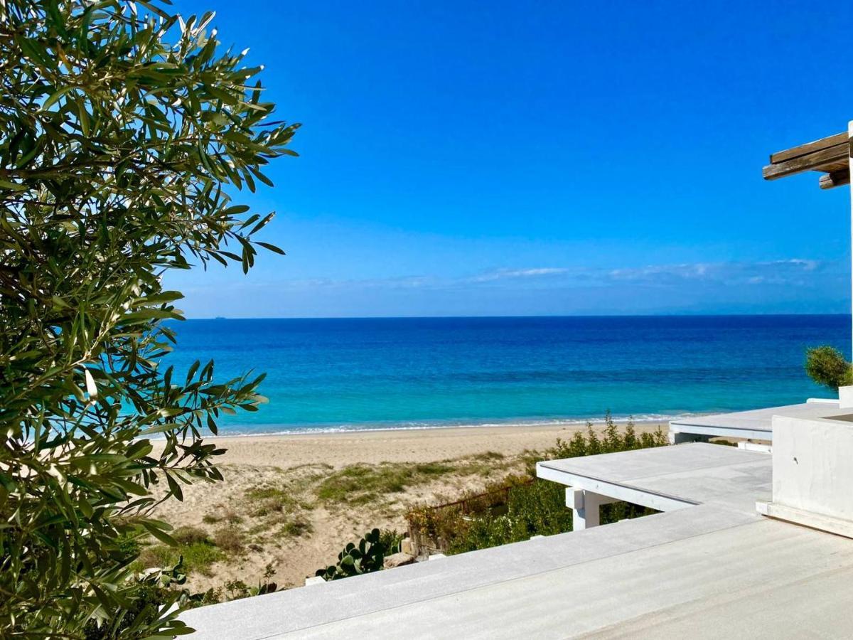 Beachfront House Geremeas Sardegna Apartment Екстериор снимка