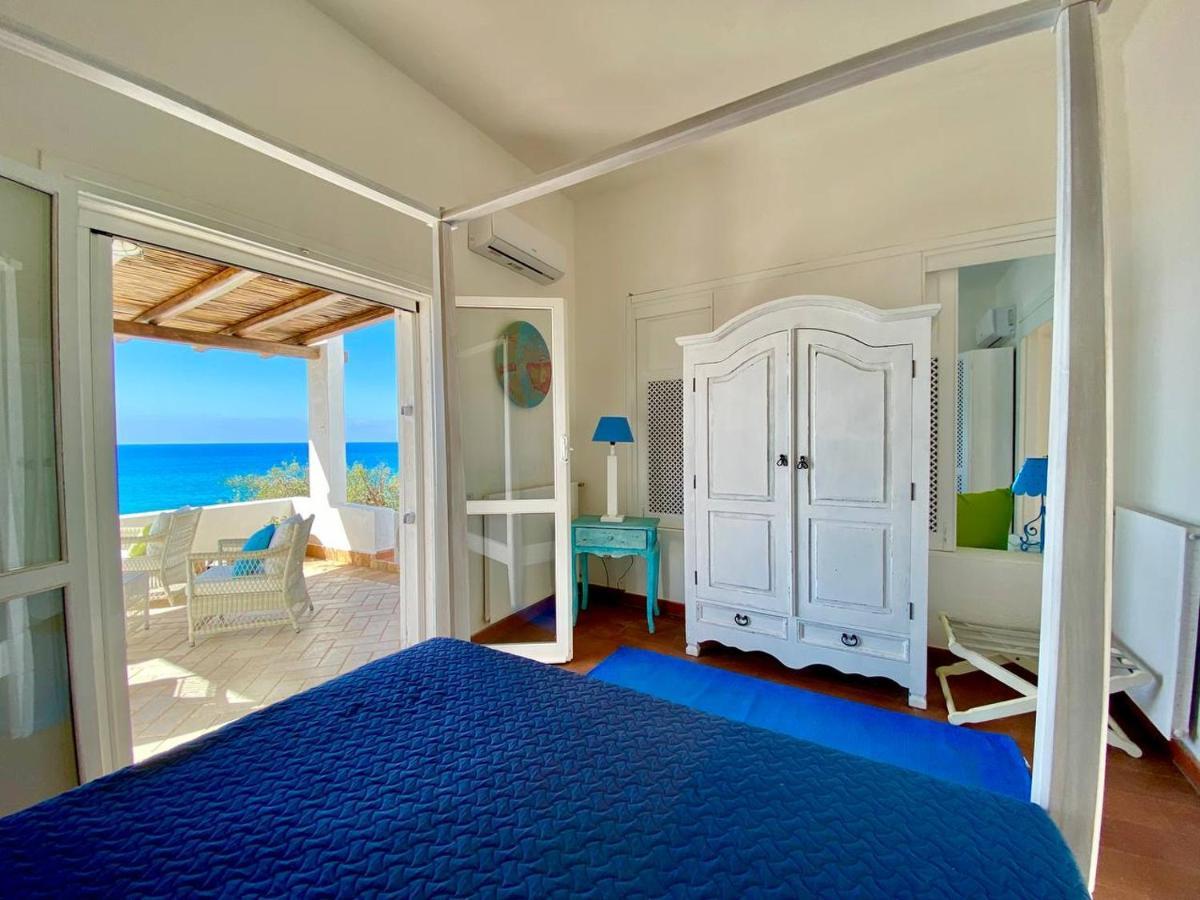 Beachfront House Geremeas Sardegna Apartment Екстериор снимка