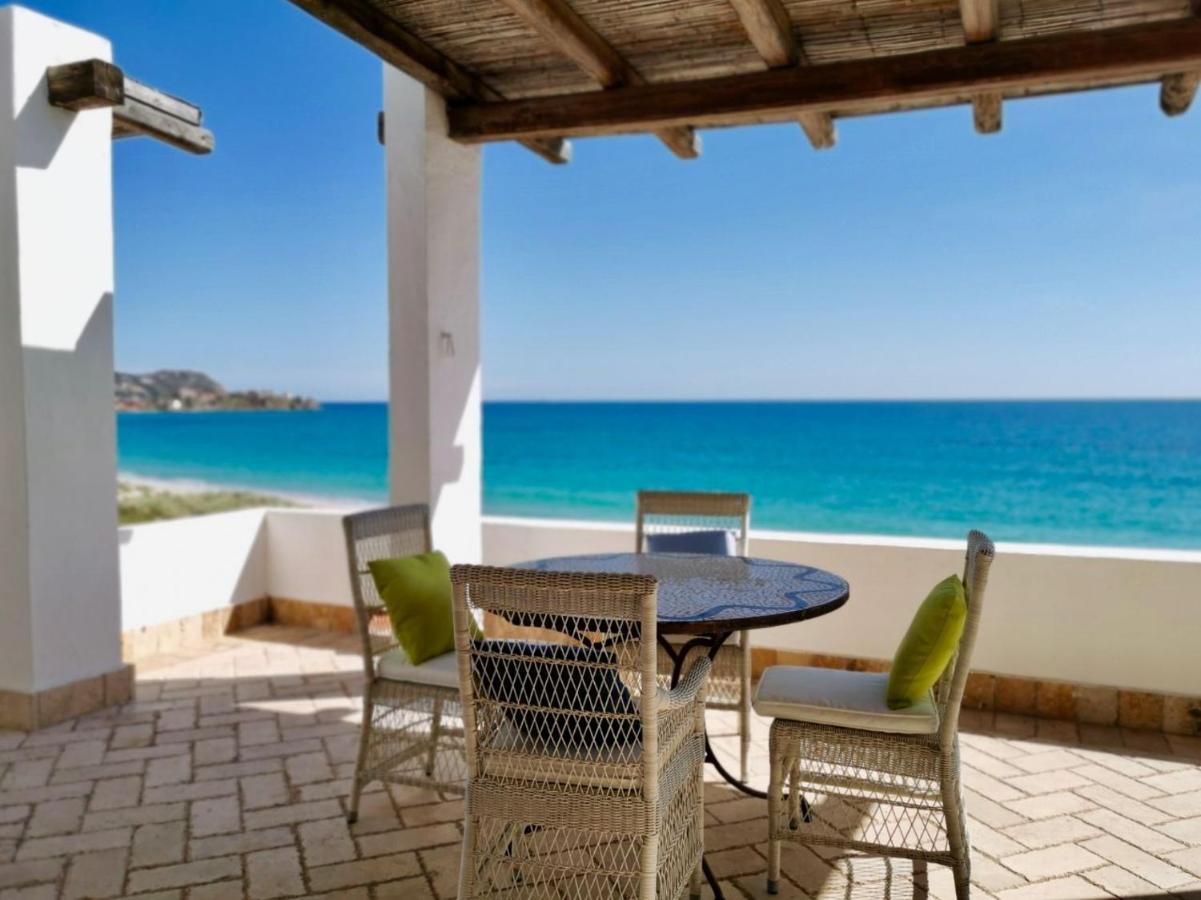 Beachfront House Geremeas Sardegna Apartment Екстериор снимка